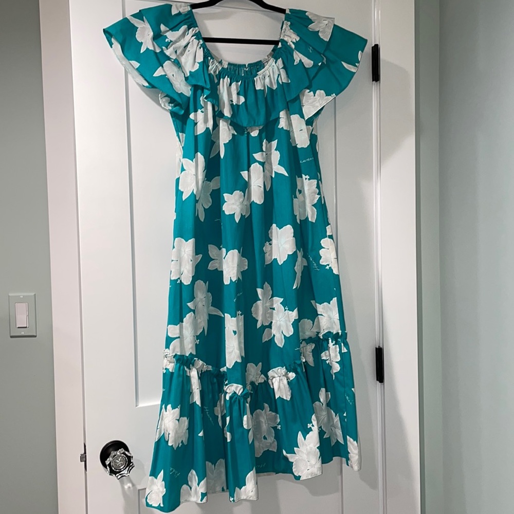 Vintage 70’s-80’s Hawaiian Dress